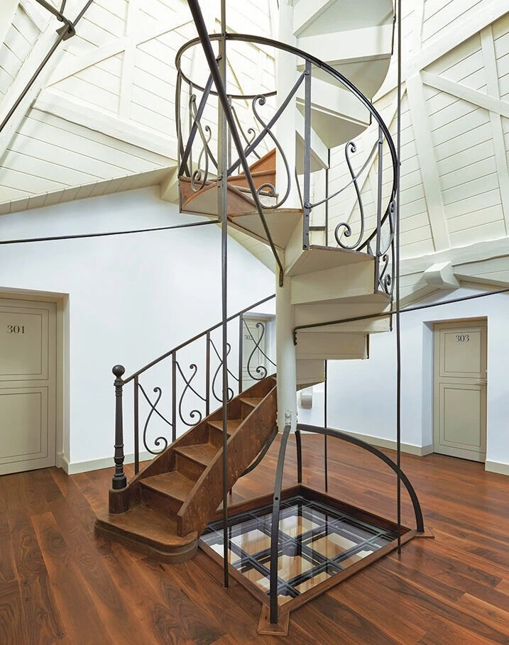 Vista general pavimento continuo Torre del Remei